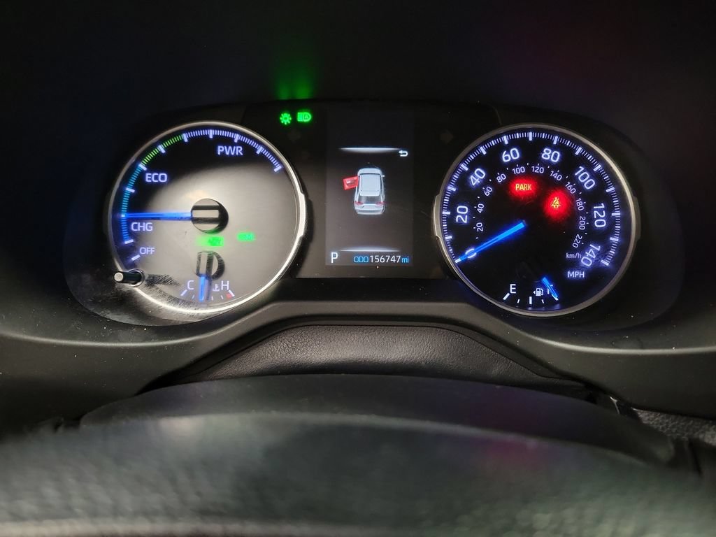 Used 2019 Toyota RAV4 XLE w/ Carpet Mat Package AWD/4WD image 24