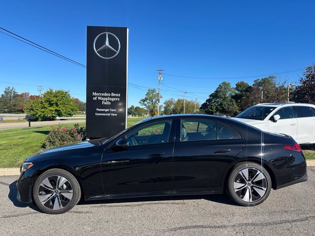 New 2027 Mercedes-Benz E 350 4MATIC Sedan image 2