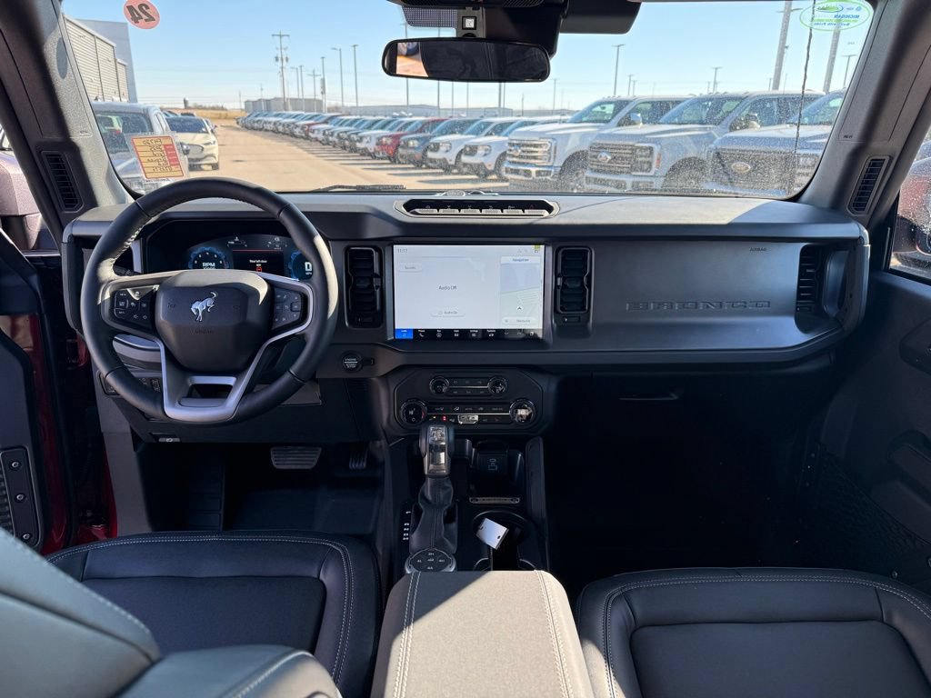 New 2025 Ford Bronco Badlands AWD/4WD image 11