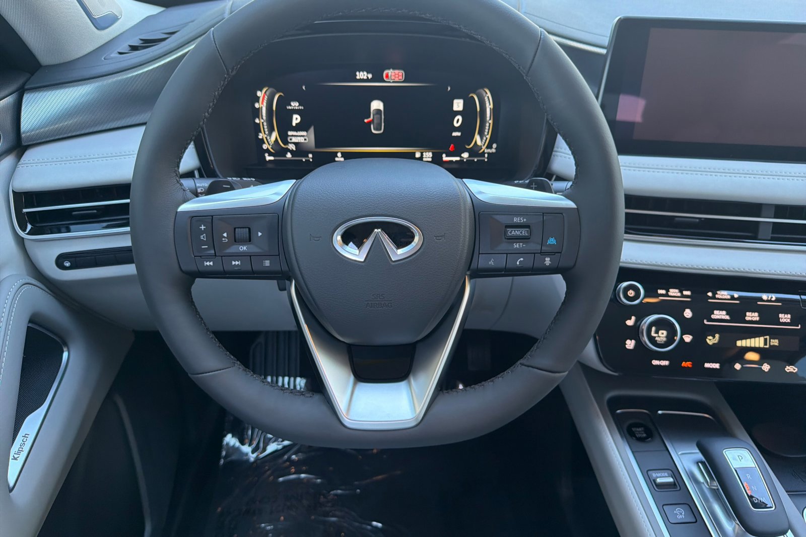 New 2027 INFINITI QX60 Luxe w/ Cargo Package AWD/4WD image 17