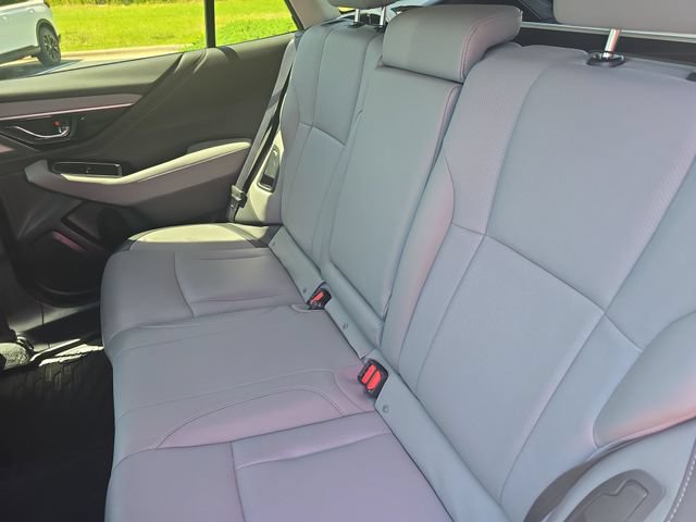 Used 2022 Subaru Outback Limited AWD/4WD image 14