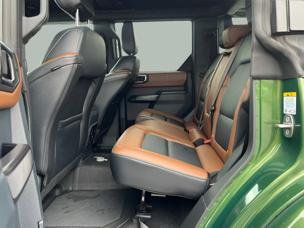 Used 2024 Ford Bronco Outer Banks image 32