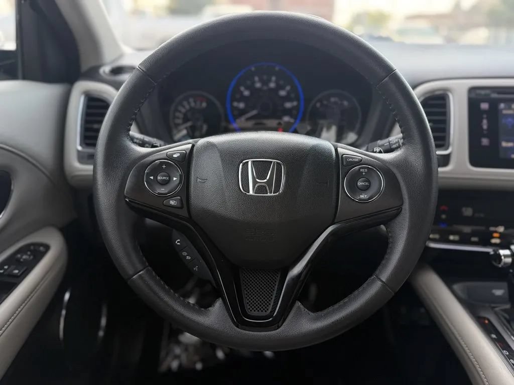 Used 2018 Honda HR-V EX-L image 14
