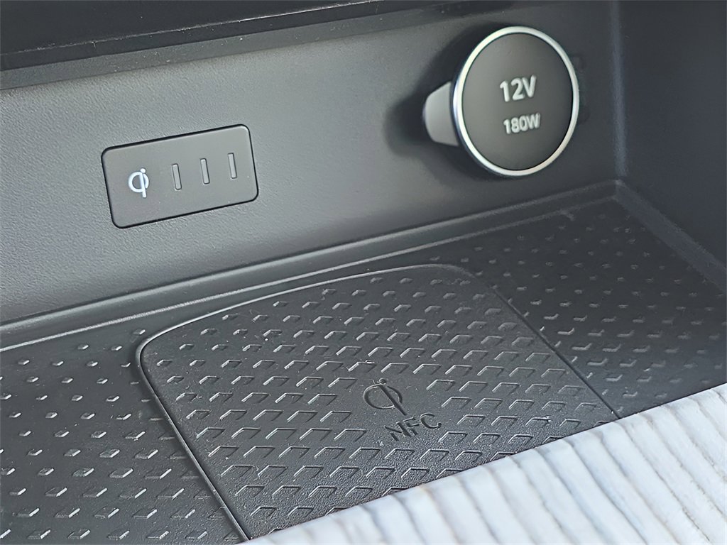 New 2025 Genesis GV80 3.5T Prestige image 35