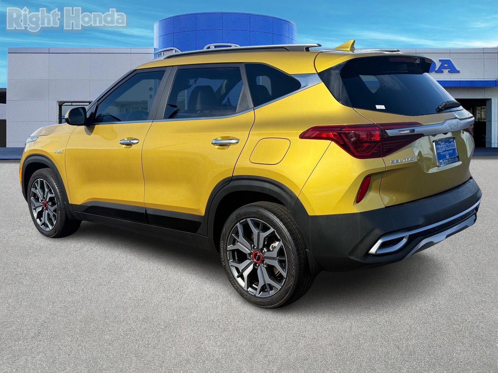 Used 2022 Kia Seltos SX w/ Sunroof Package image 4