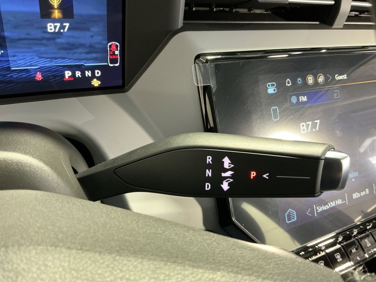 New 2027 Chevrolet Bolt LT w/ Comfort Package image 30