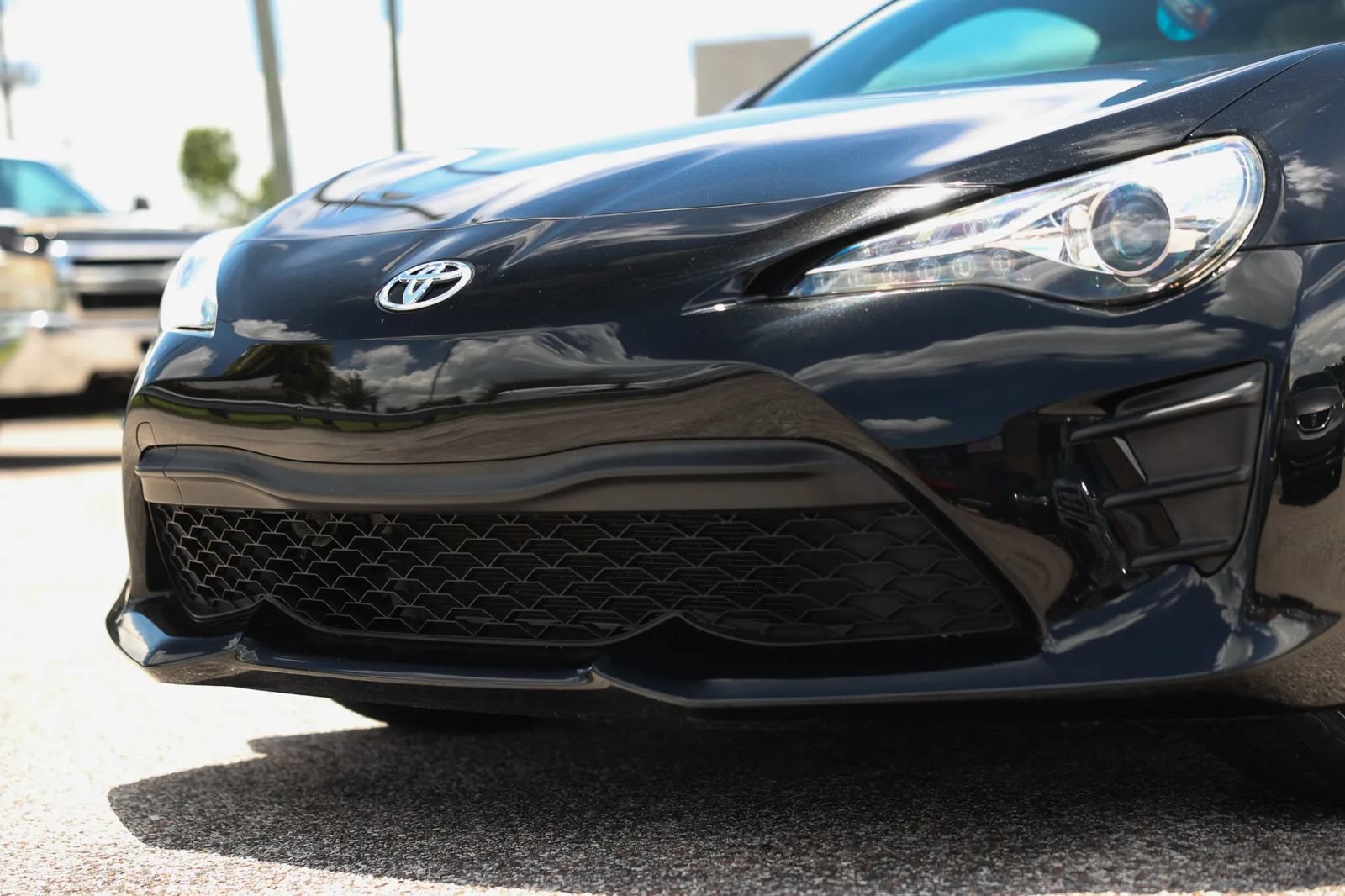 Used 2017 Toyota 86 RWD image 14