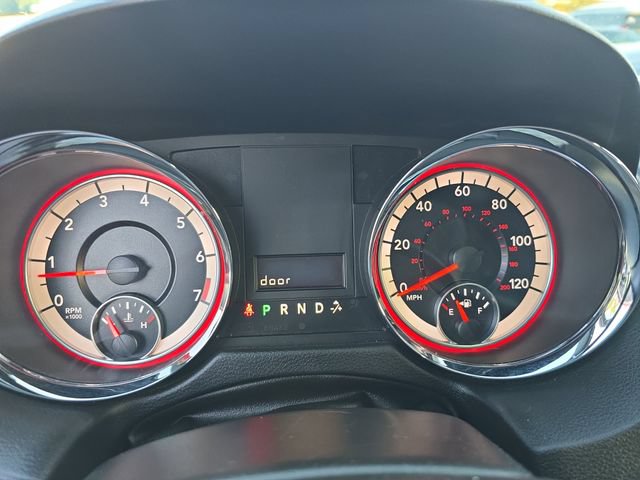 Used 2020 Dodge Grand Caravan SXT FWD image 20