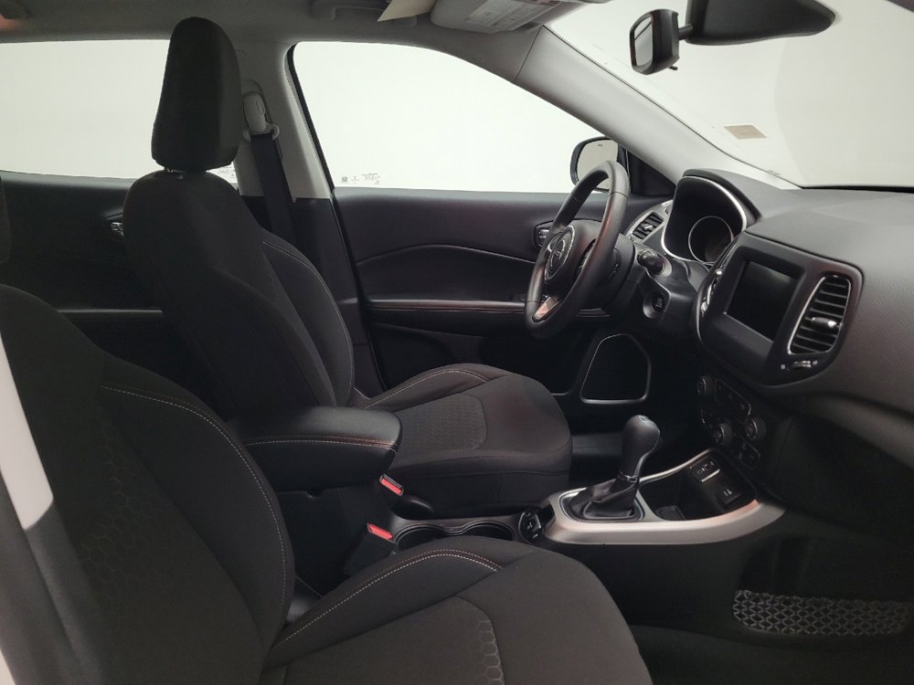 Used 2021 Jeep Compass Sport image 21