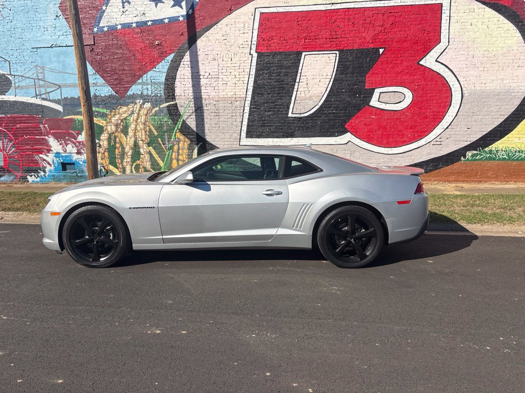 Used 2015 Chevrolet Camaro LT w/ RS Package RWD image 2