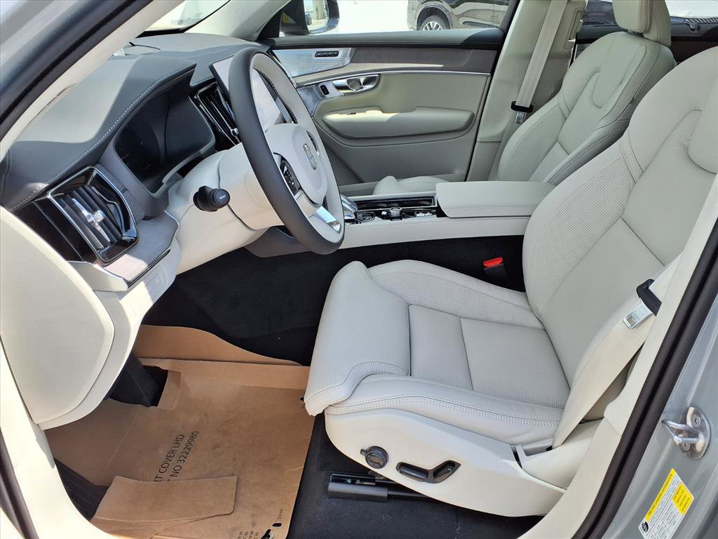 New 2026 Volvo XC90 T8 Ultra w/ Lounge Package AWD/4WD image 13