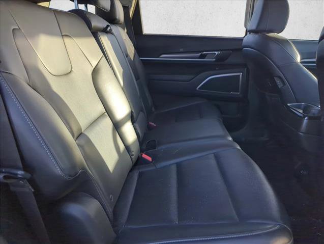Used 2023 Kia Telluride LX image 23