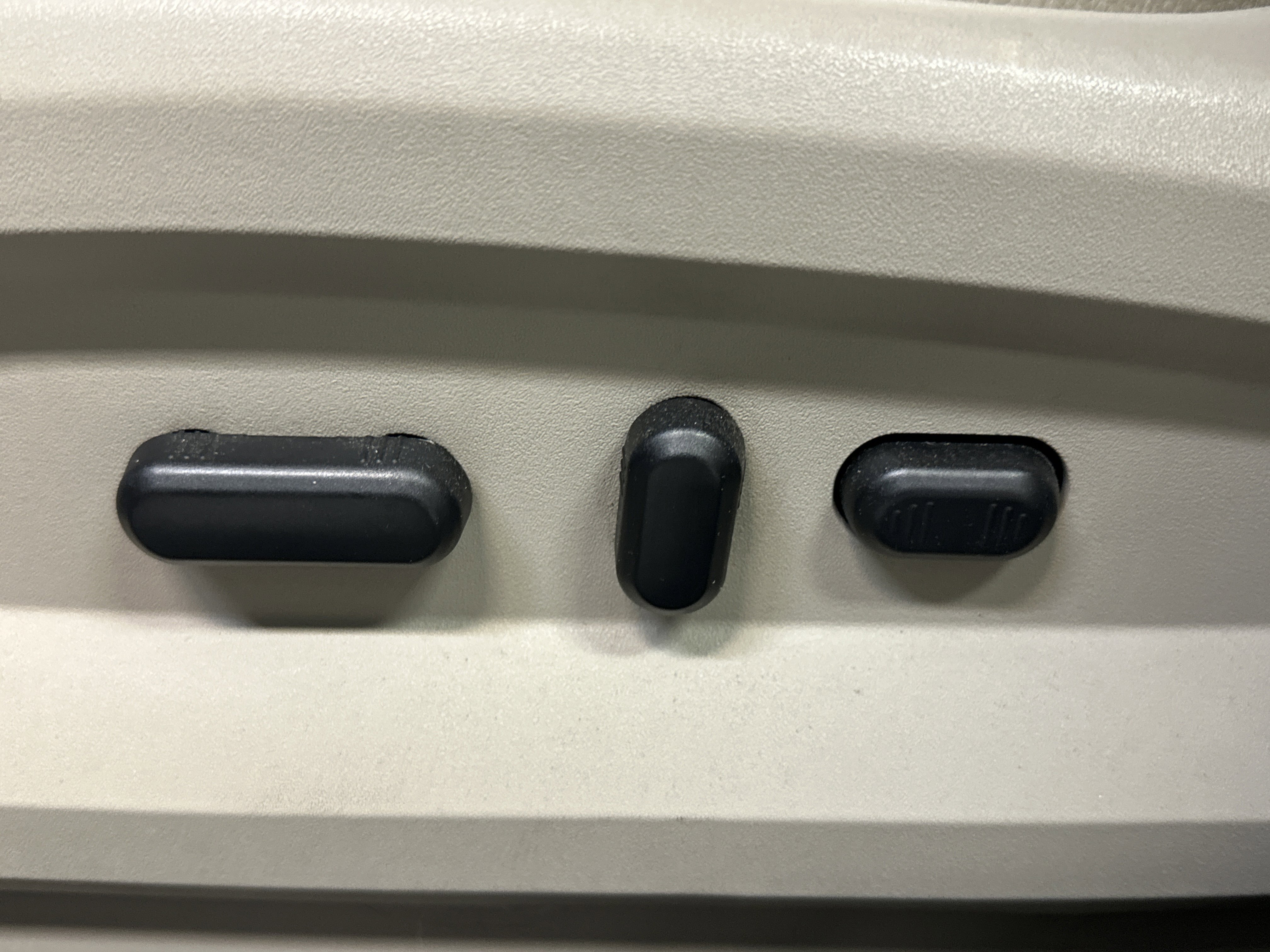 Used 2013 Ford Edge SEL image 20