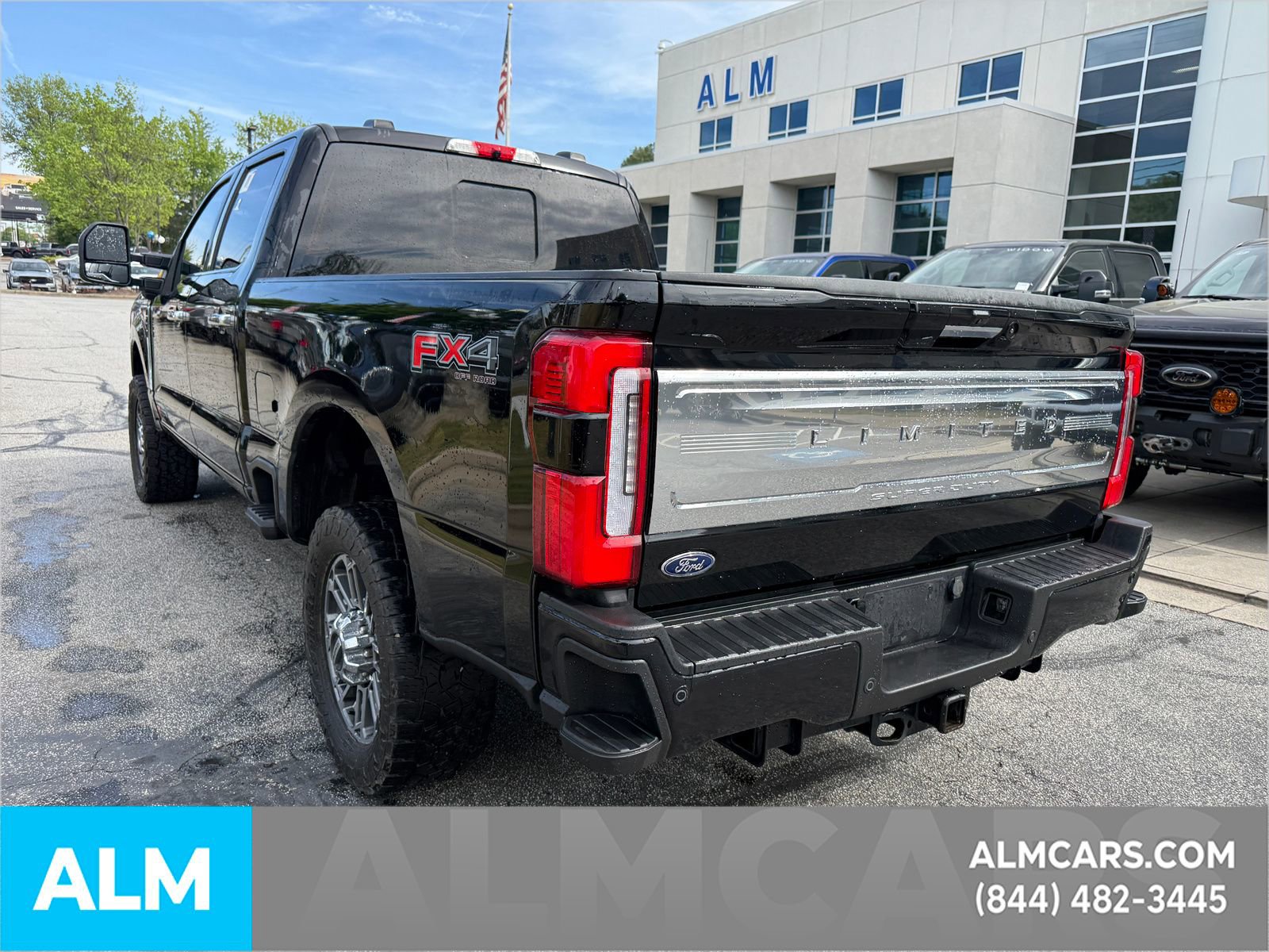 Certified 2023 Ford F250 Limited w/ FX4 Off-Road Package image 11