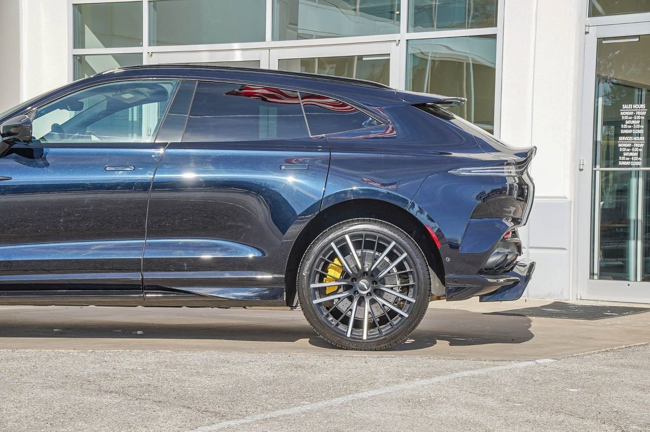 Used 2024 Aston Martin DBX 707 image 13