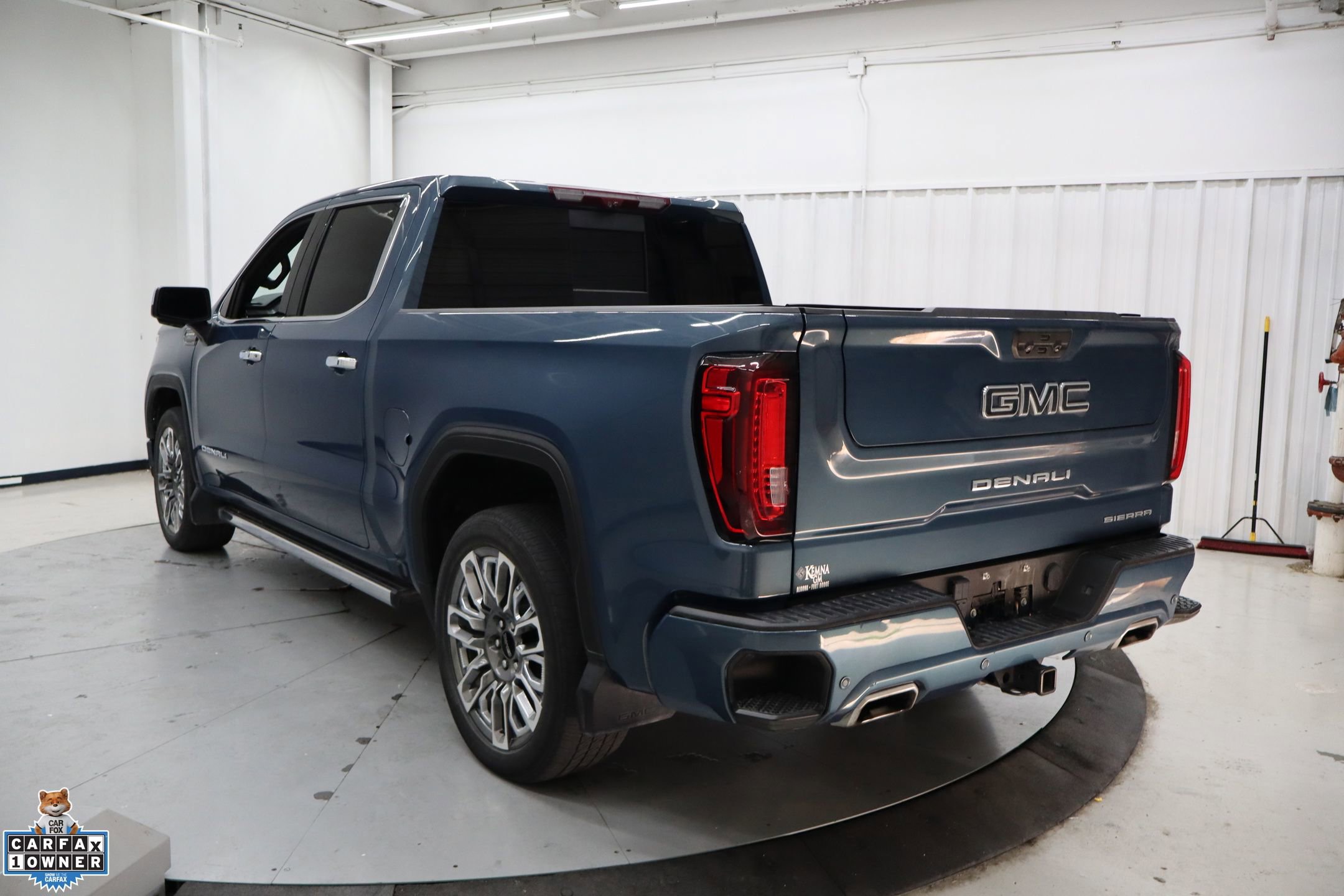Used 2024 GMC Sierra 1500 Denali Ultimate image 6
