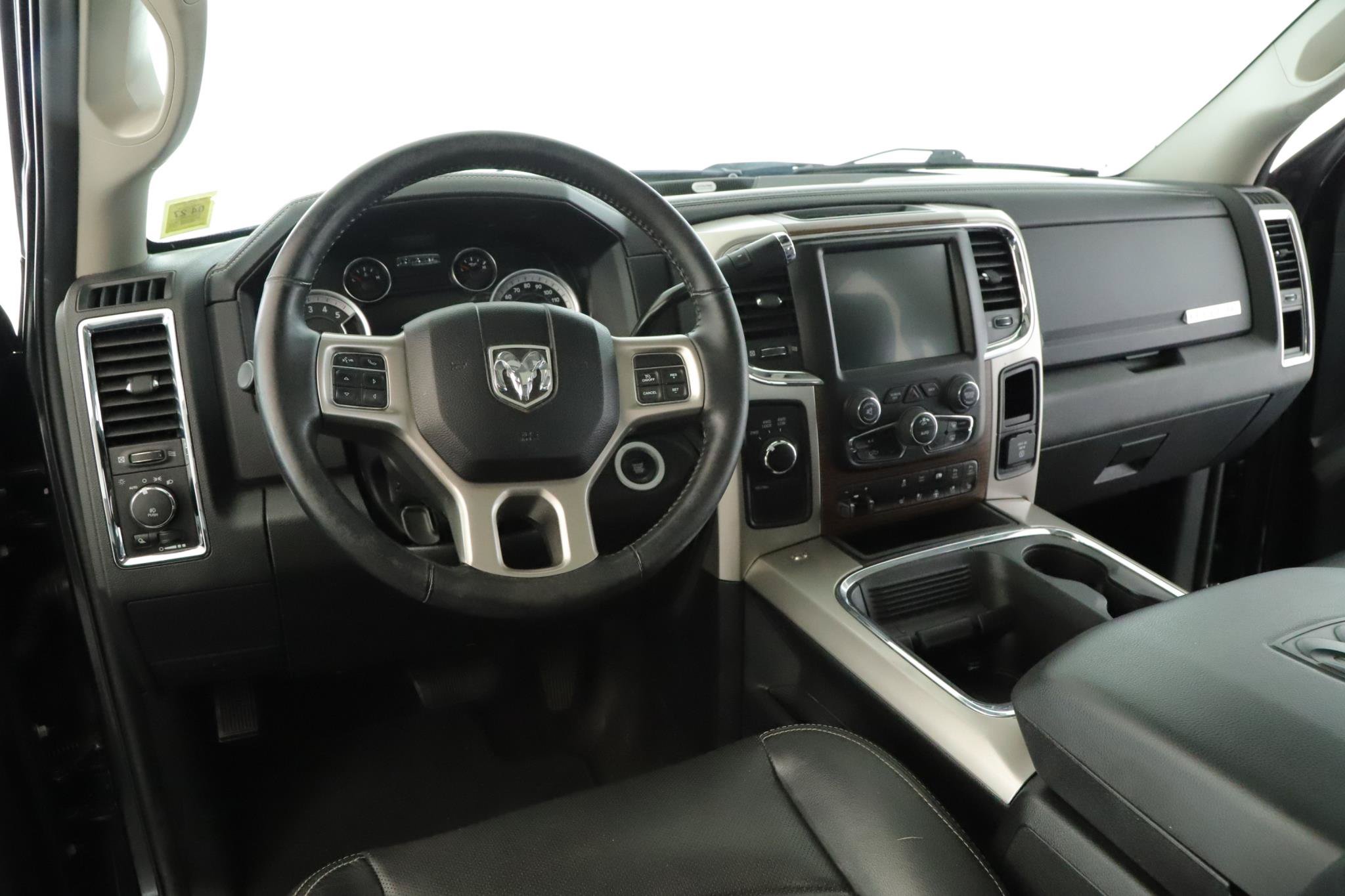 Used 2017 RAM 2500 Laramie w/ Sport Appearance Group AWD/4WD image 2