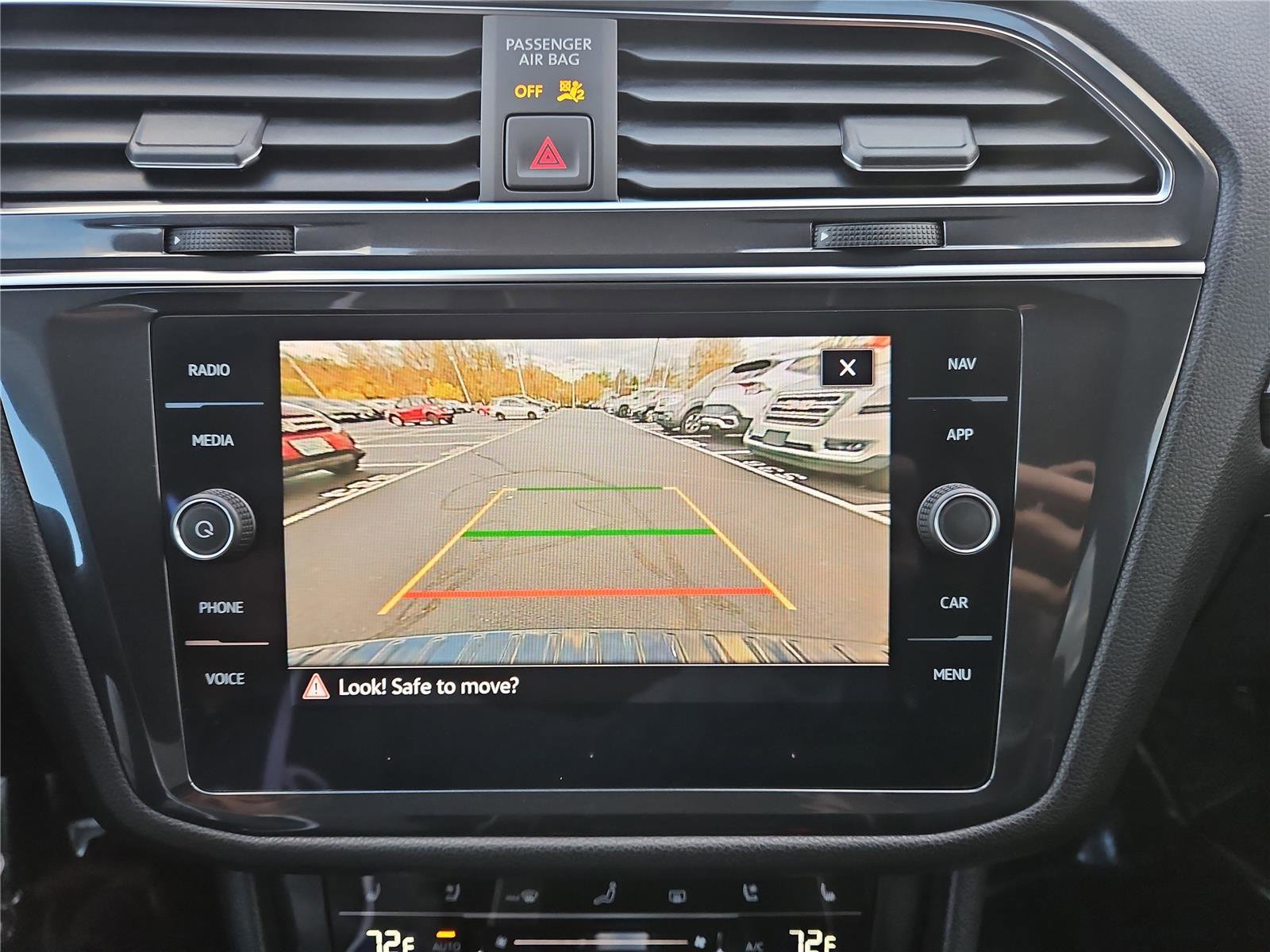 Certified 2023 Volkswagen Tiguan SEL R-Line image 21