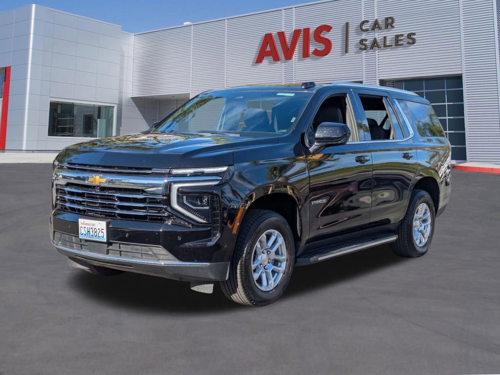 Used 2025 Chevrolet Tahoe LT AWD/4WD image 1