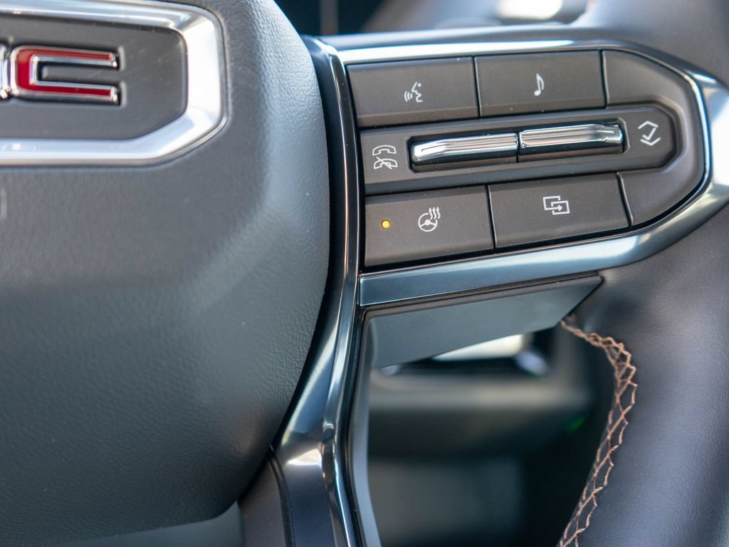 New 2026 GMC Yukon AT4 w/ AT4 Premium Plus Package AWD/4WD image 24