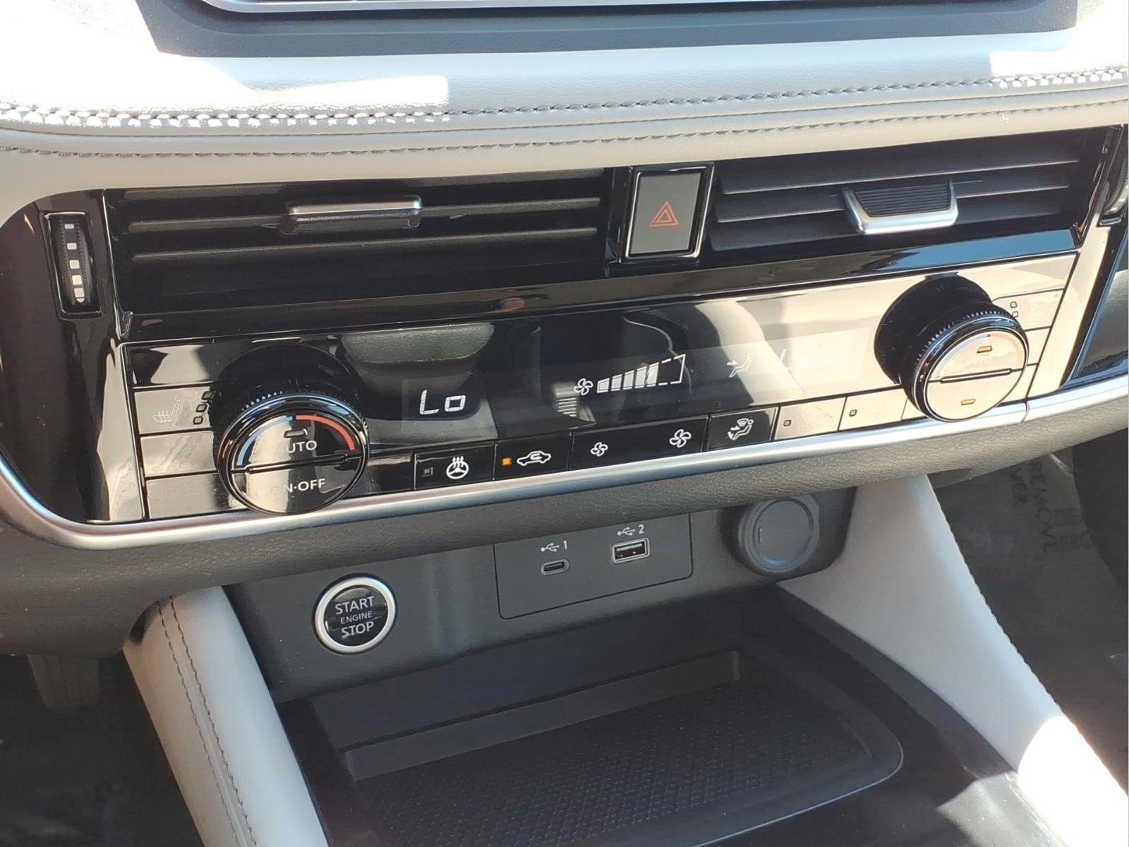 Certified 2023 Nissan Rogue SL AWD/4WD image 20
