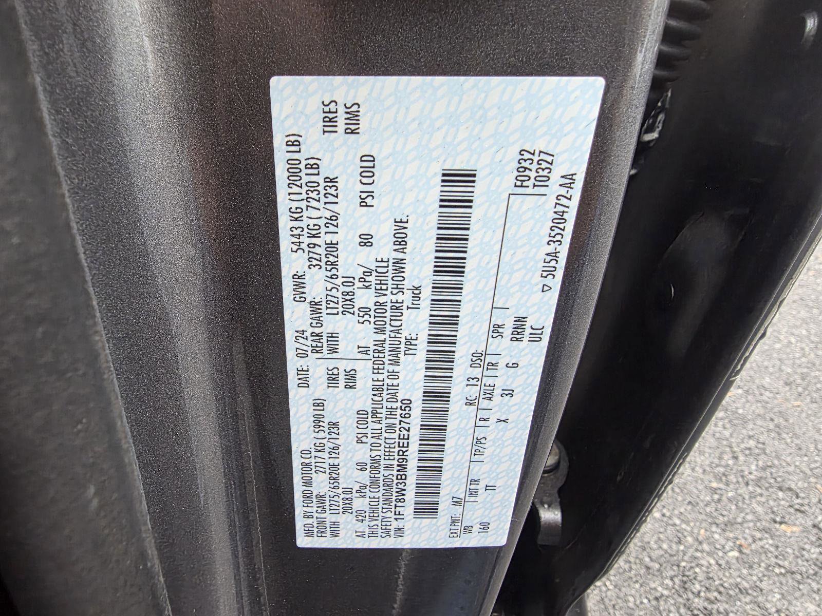 Used 2024 Ford F350 Limited w/ FX4 Off-Road Package image 27