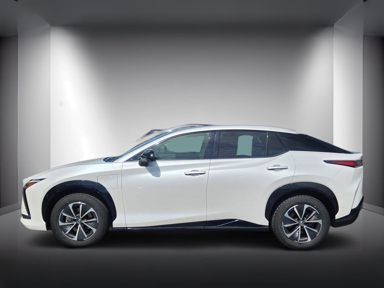 Used 2023 Lexus RZ 450e Premium w/ Technology Package AWD/4WD image 2
