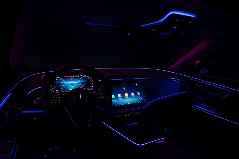 New 2025 Mercedes-Benz E 450 4MATIC All-Terrain Wagon image 13