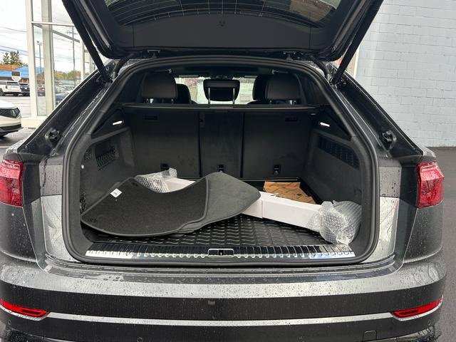 New 2026 Audi Q8 Premium Plus image 21