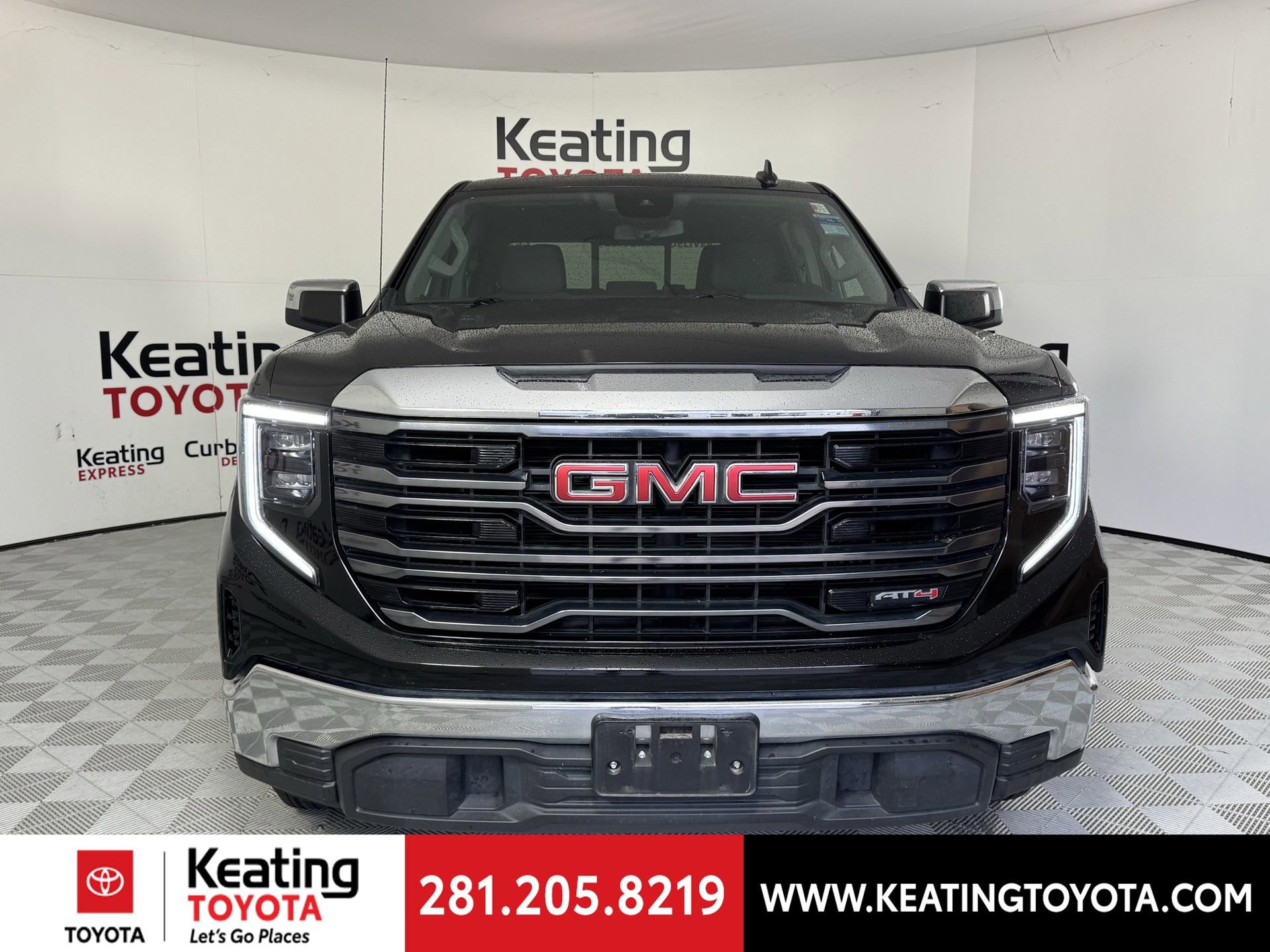 Used 2024 GMC Sierra 1500 SLE w/ Preferred Package RWD image 10