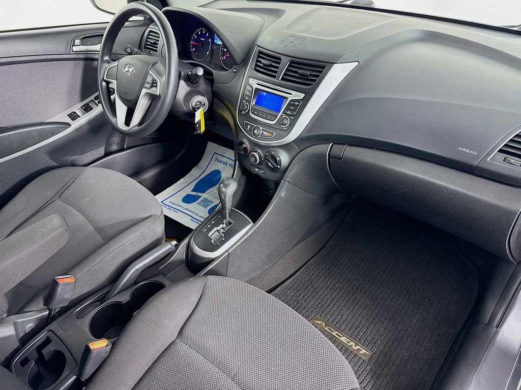Used 2014 Hyundai Accent GS image 32