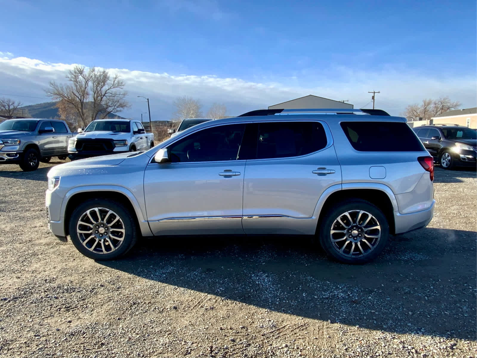 Used 2020 GMC Acadia Denali w/ Denali Ultimate Package image 2