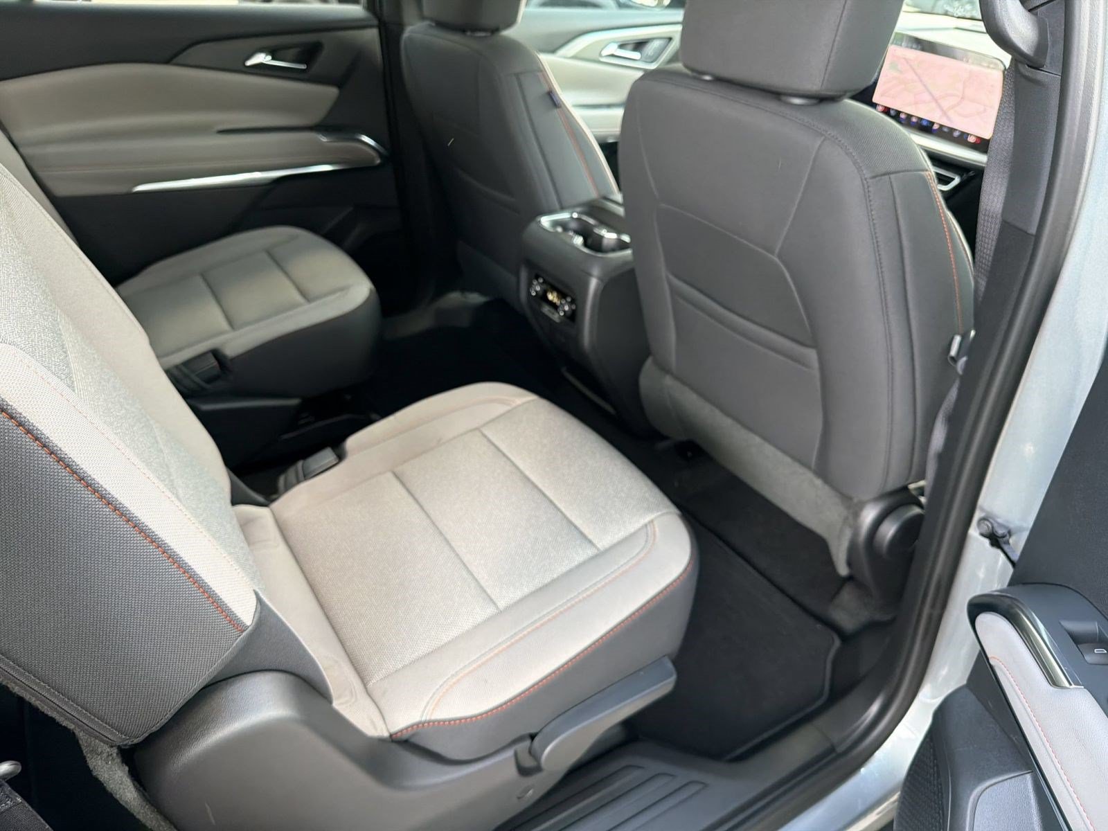 New 2026 Chevrolet Traverse LT FWD image 31