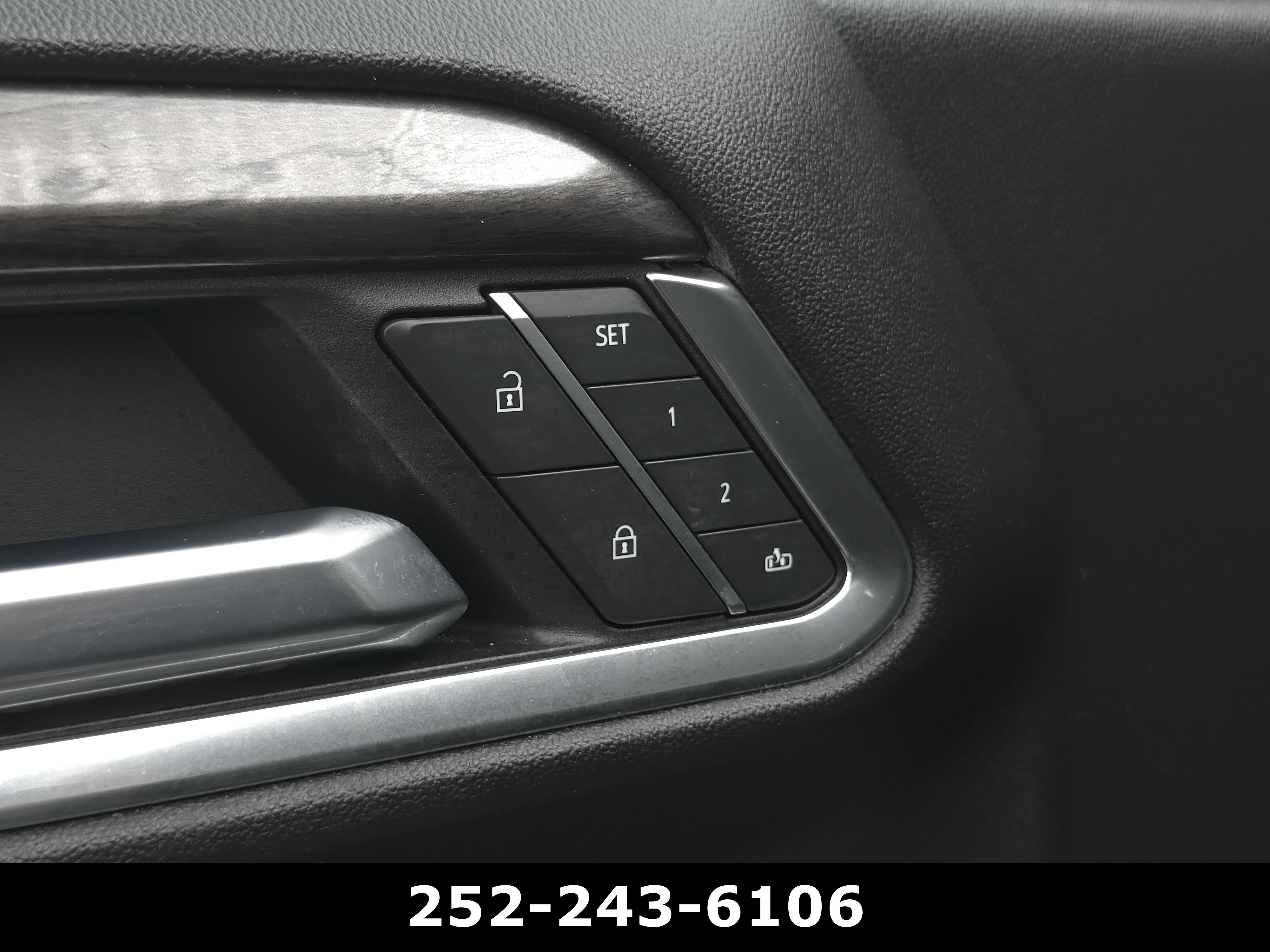 Used 2023 Chevrolet Silverado 1500 LTZ w/ LTZ Premium Package AWD/4WD image 12