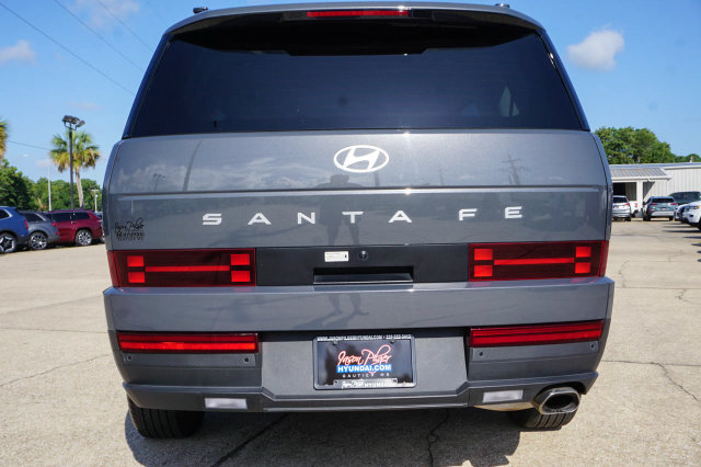 Used 2025 Hyundai Santa Fe SEL FWD image 6