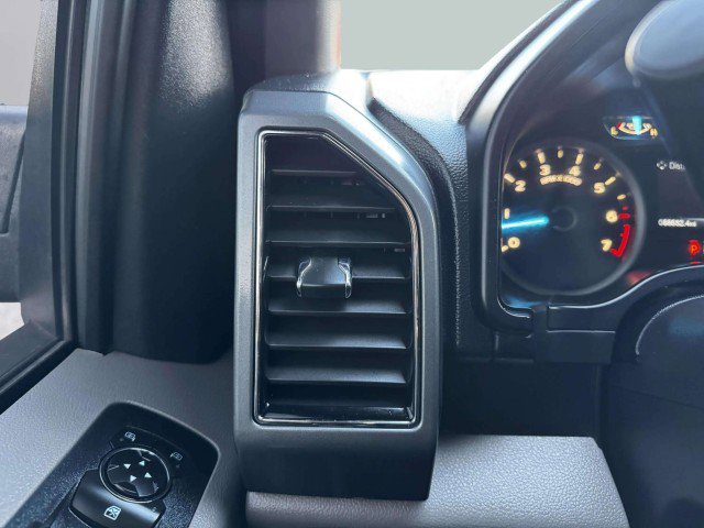 Used 2019 Ford F150 XLT w/ Equipment Group 301A Mid RWD image 28