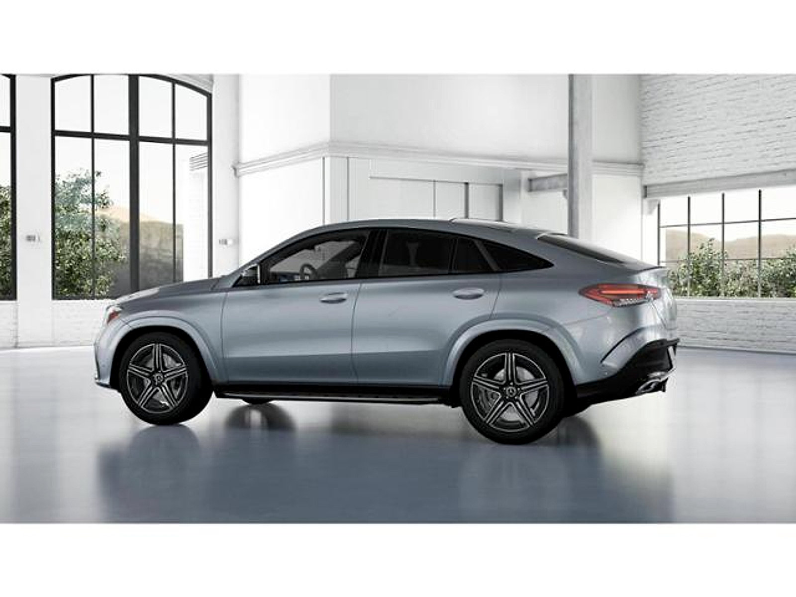 Used 2025 Mercedes-Benz GLE 450 4MATIC Coupe w/ Driver Assistance Package image 31