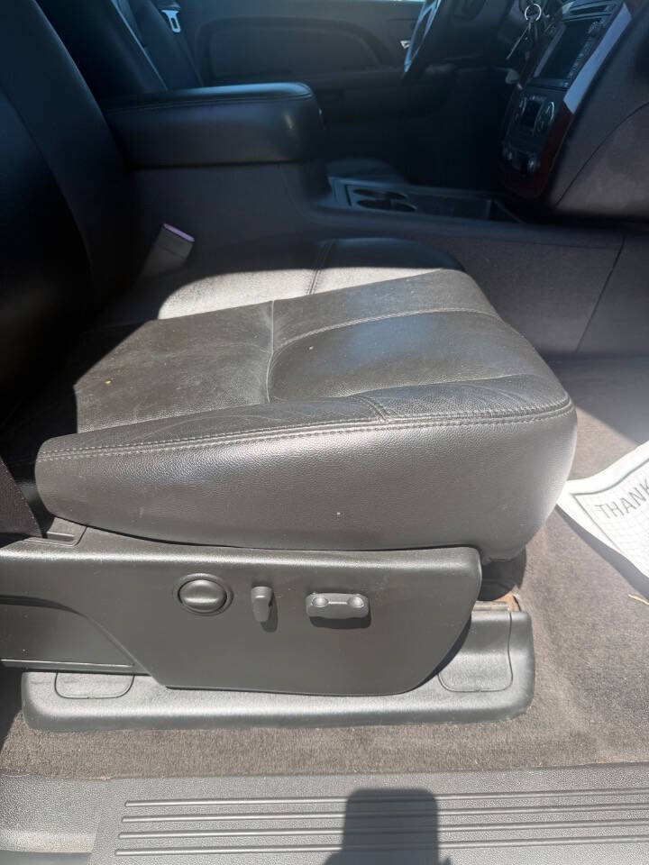 Used 2009 Chevrolet Silverado 2500 LTZ w/ Safety Package AWD/4WD image 15