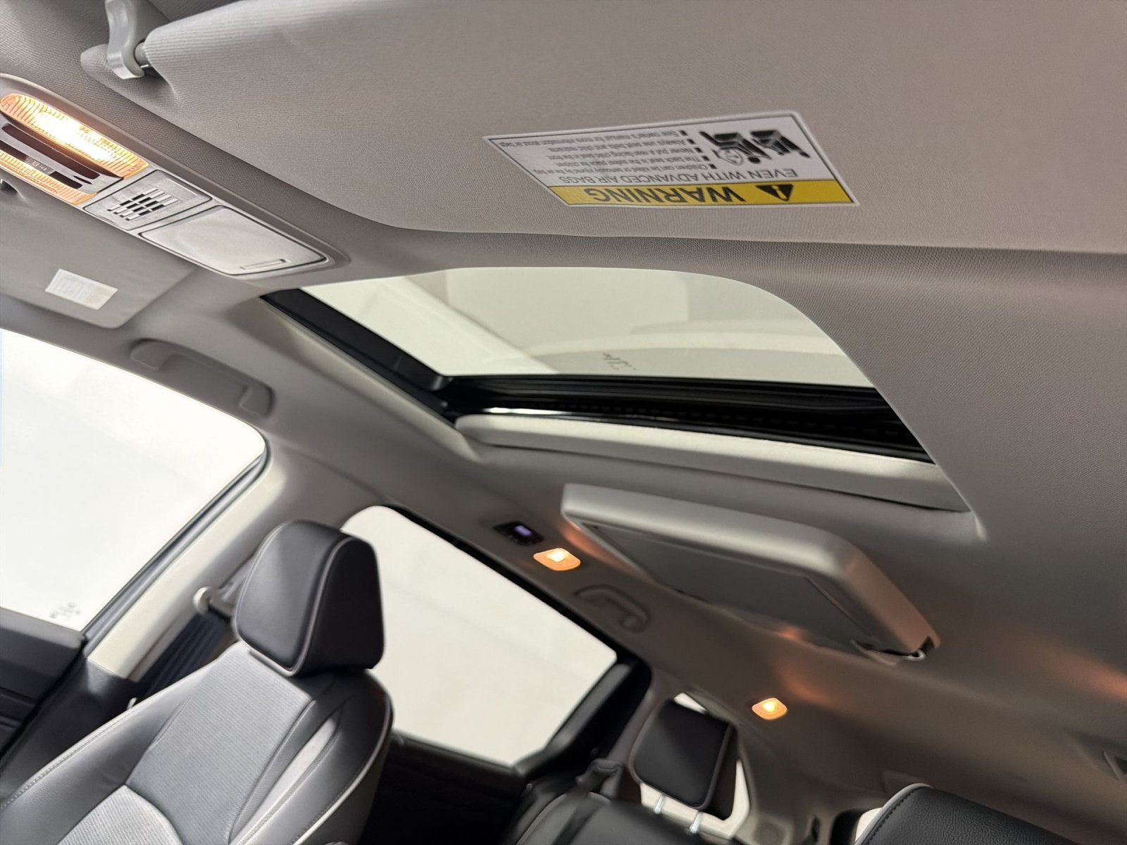 Used 2026 Honda Odyssey Elite image 24
