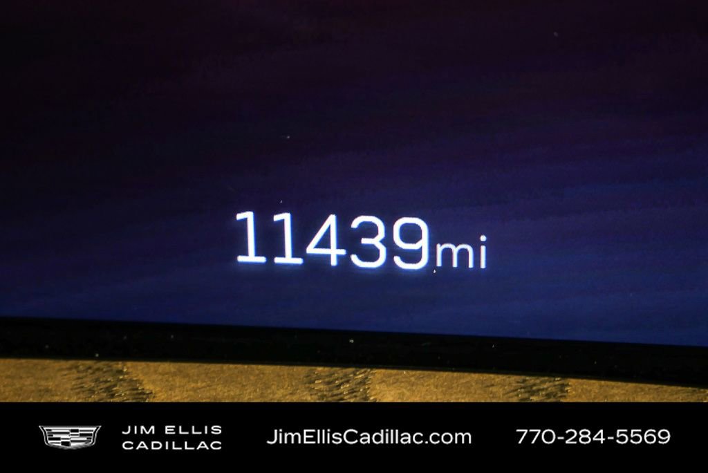 Used 2025 Cadillac Escalade Sport Platinum w/ LPO, ONYX Package image 10