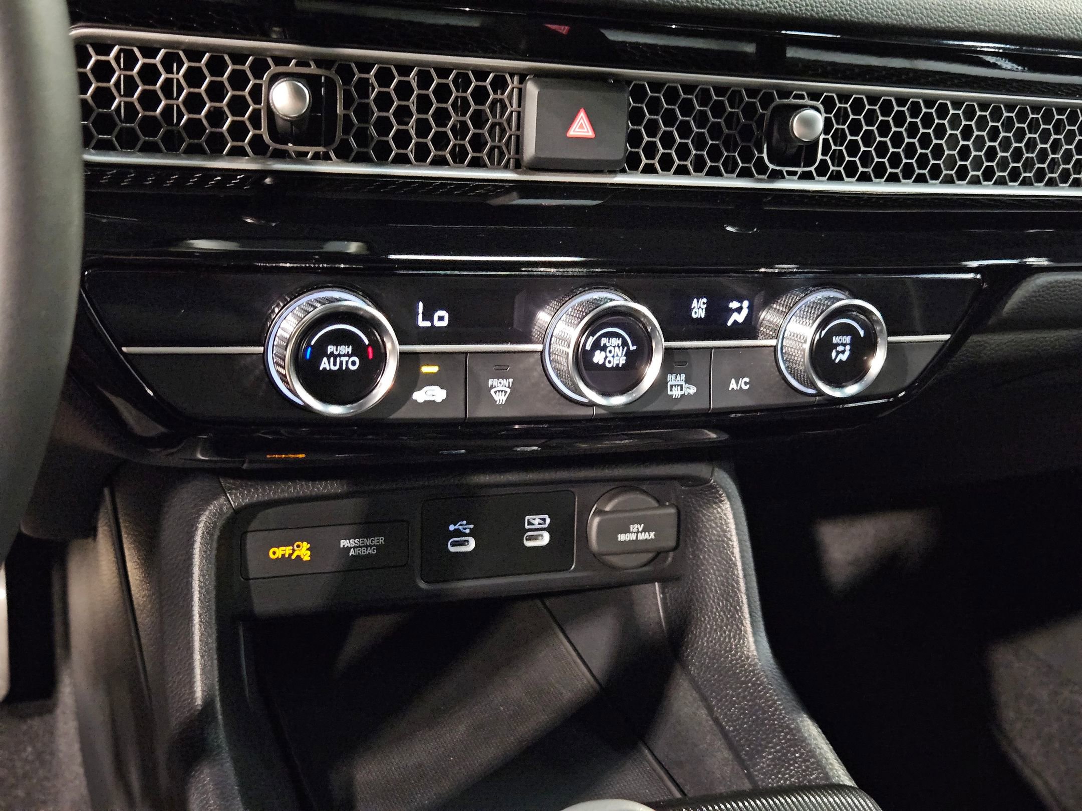 Used 2025 Honda Civic Sport image 31