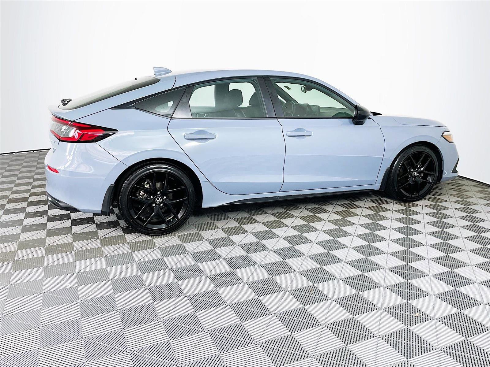 Used 2024 Honda Civic Sport image 12