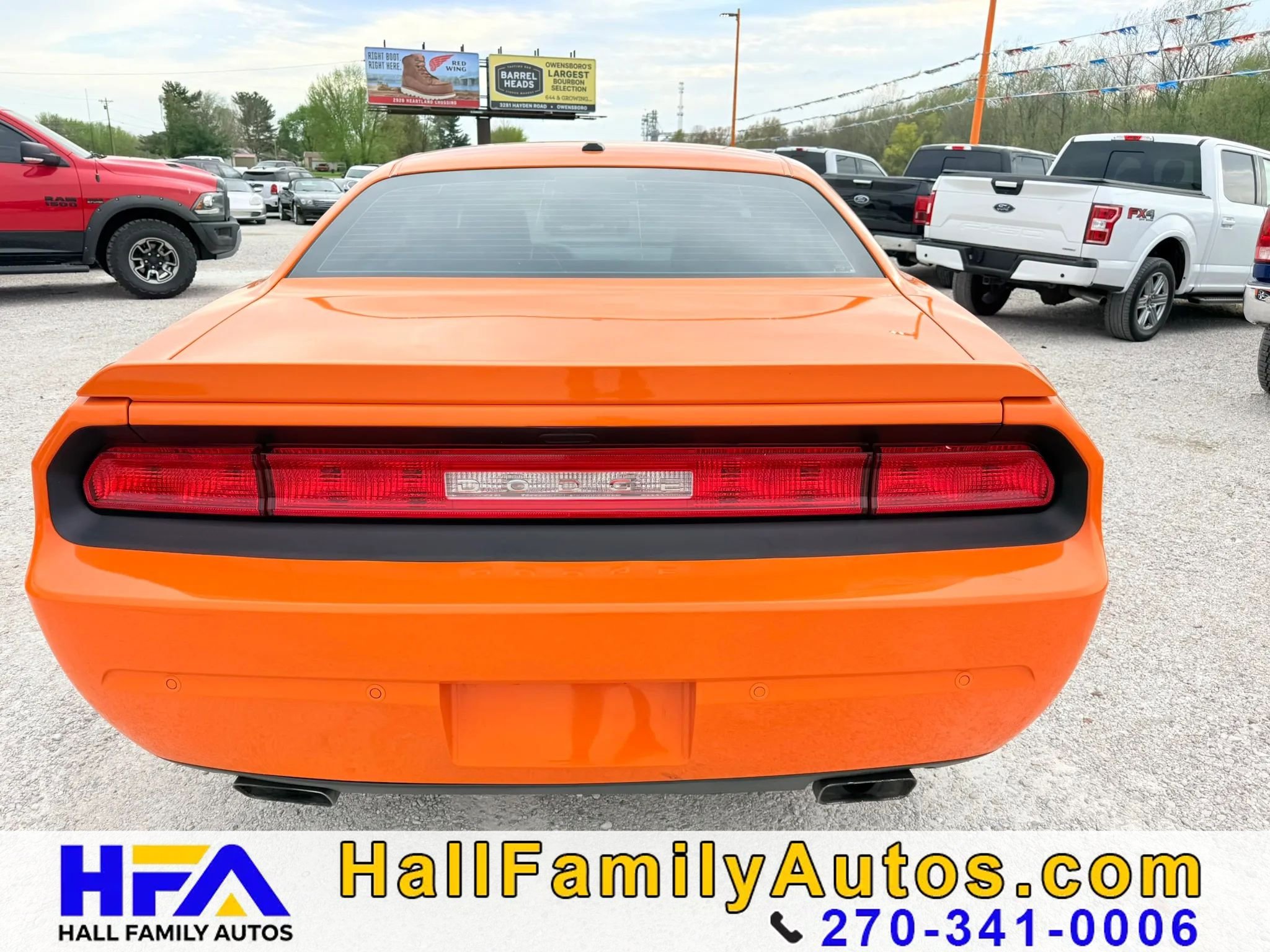 Used 2014 Dodge Challenger R/T RWD image 5