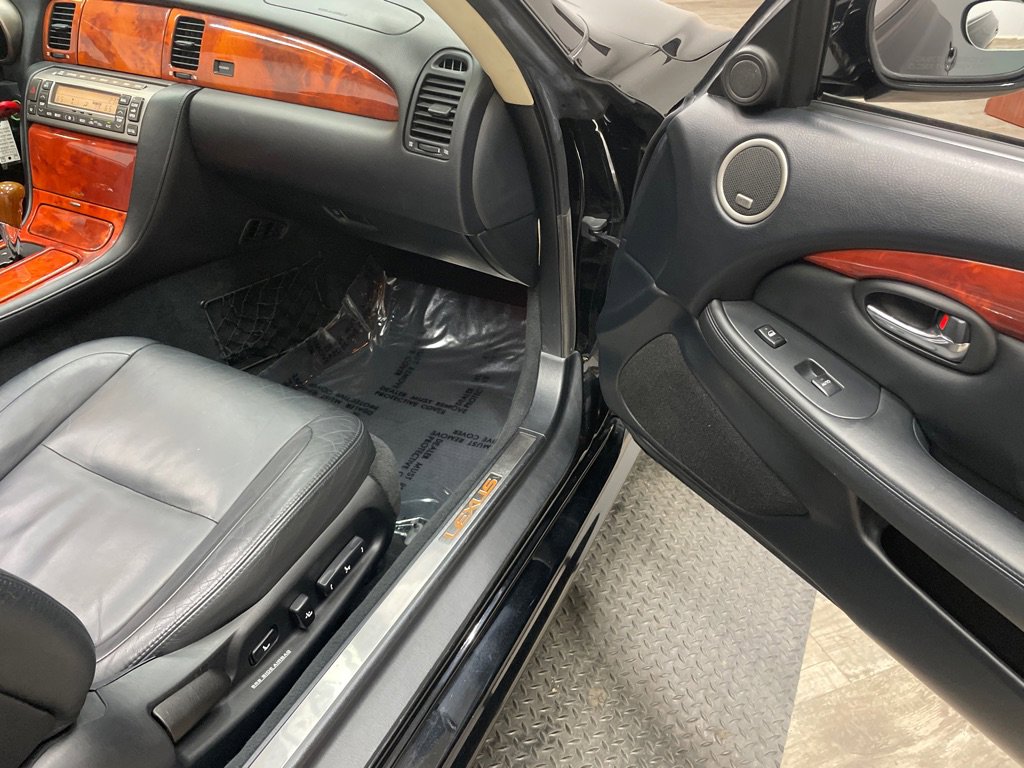 Used 2002 Lexus SC 430 Convertible RWD image 40