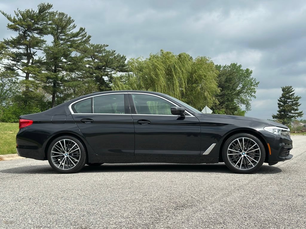 Used 2019 BMW 530i xDrive w/ Convenience Package AWD/4WD image 10