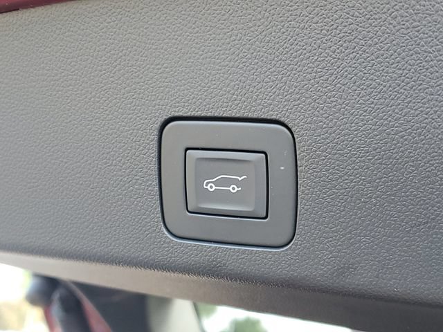 Certified 2024 Buick Encore GX Avenir w/ Avenir Technology Package AWD/4WD image 9