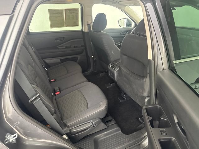 Certified 2025 Nissan Pathfinder SV w/ Cargo Package AWD/4WD image 33