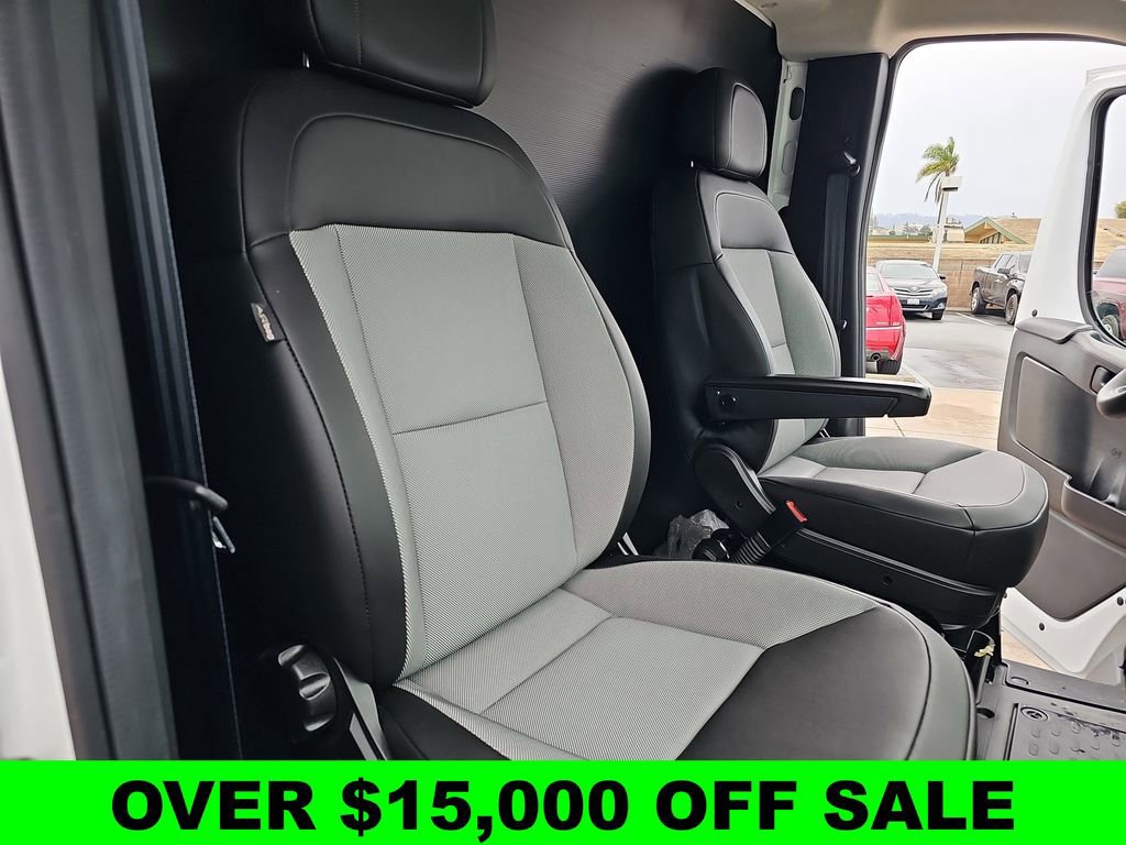 New 2024 RAM ProMaster 3500 w/ Convenience Group FWD image 10