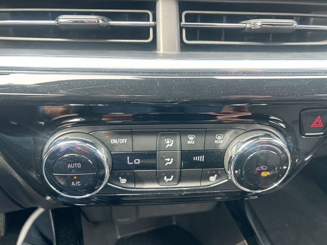 Used 2024 Chevrolet Trax RS image 21