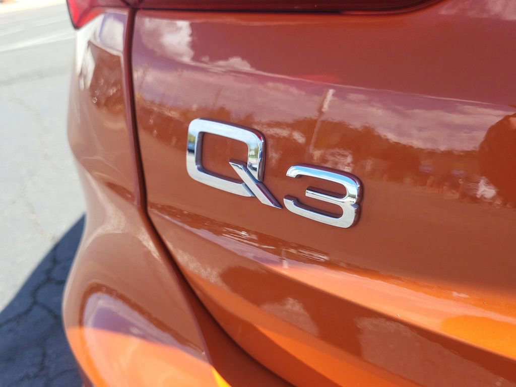 Used 2024 Audi Q3 2.0T Premium image 9